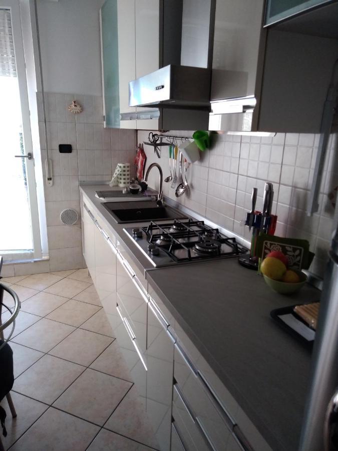 Appartamento Con Terrazzo A Gorgonzola Eksteriør billede