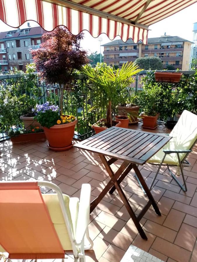 Appartamento Con Terrazzo A Gorgonzola Eksteriør billede